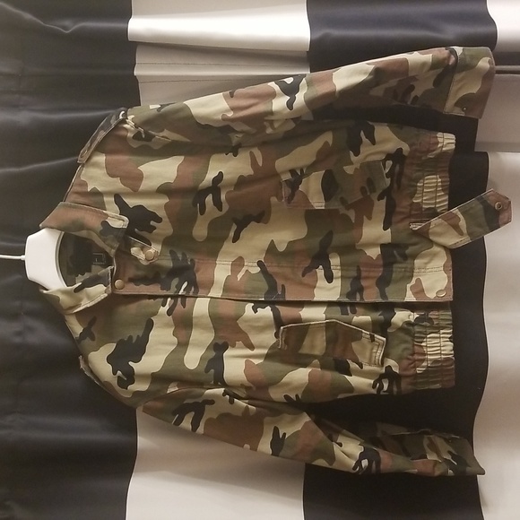 Mens camouflage jacket - Picture 1 of 4